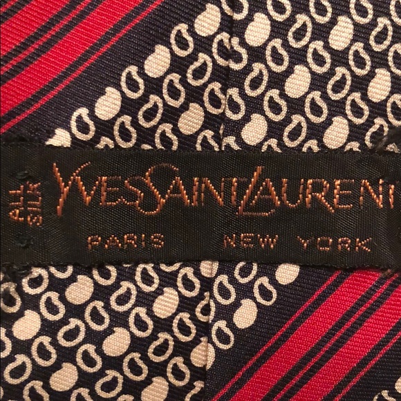 Yves Saint Laurent Men’s Silk Tie - Picture 8 of 8